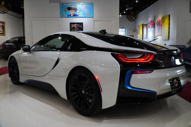 Used 2019 BMW i8 Coupe image 13