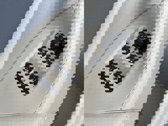 New 2025 Volkswagen Jetta SE image 13