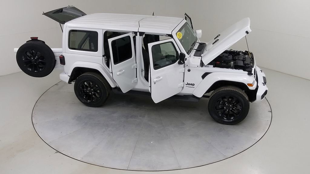 Used 2021 Jeep Wrangler Unlimited Sahara image 46