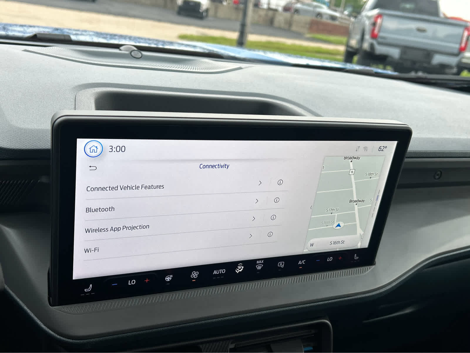 New 2025 Ford Maverick Lobo image 47