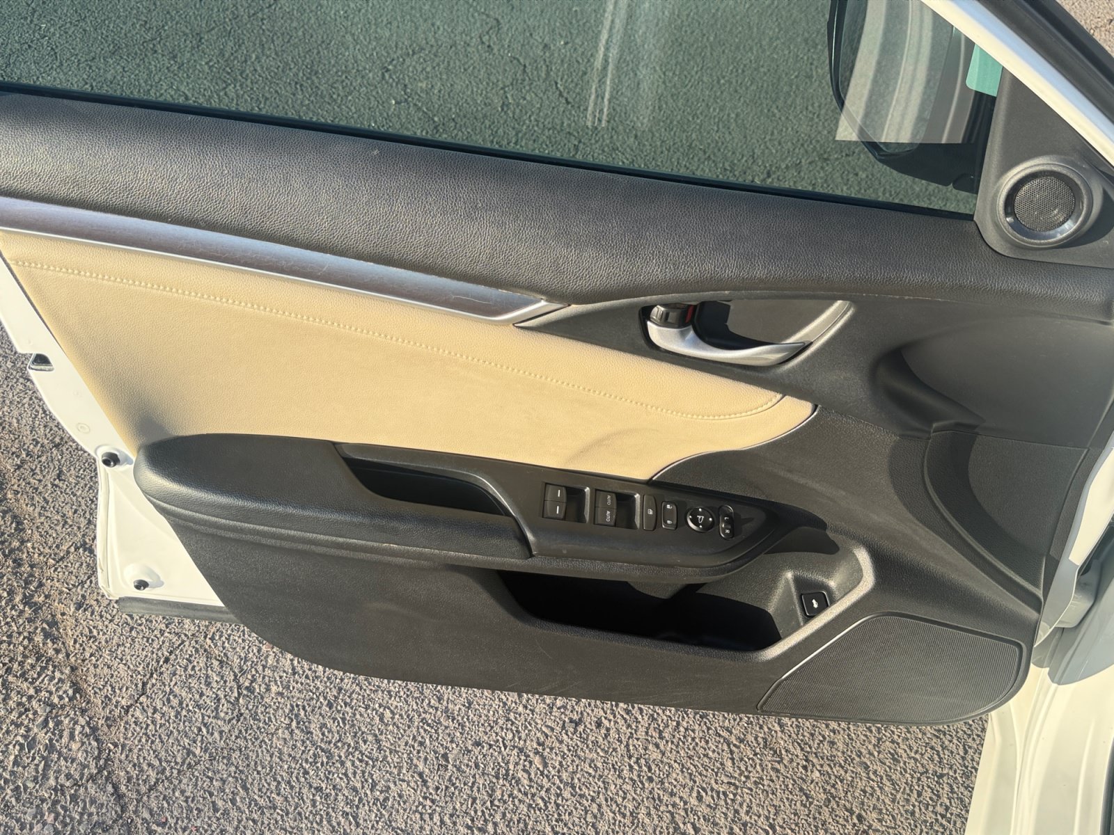 Used 2016 Honda Civic EX-L image 15