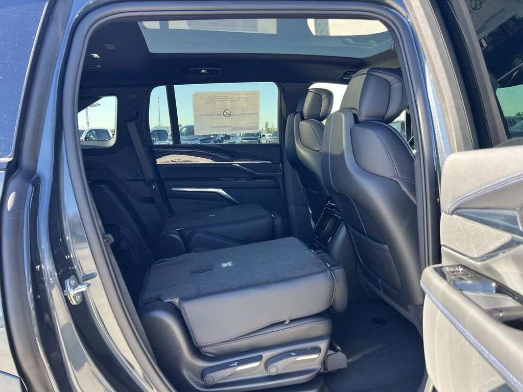New 2026 Cadillac Escalade IQ Sport 1 AWD/4WD image 33