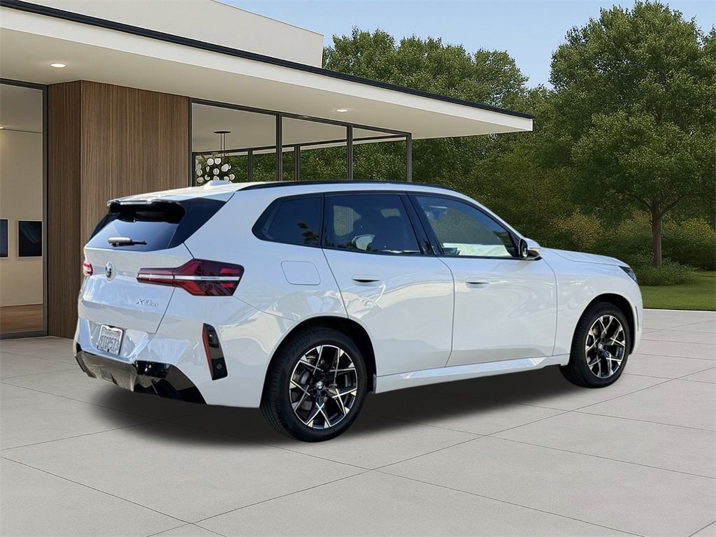 Used 2025 BMW X3 xDrive30i w/ M Sport Package image 7