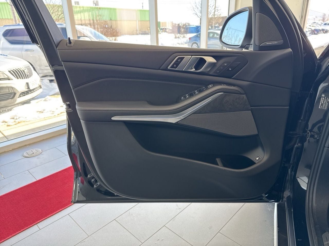 New 2026 BMW X5 xDrive50e AWD/4WD image 38