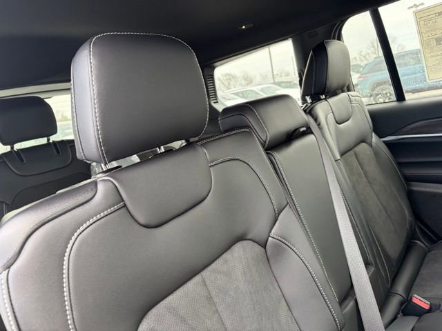 New 2026 Jeep Grand Cherokee L 4WD image 32
