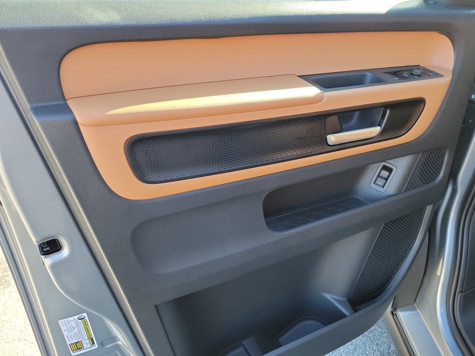 New 2025 Volkswagen ID. Buzz Pro S image 31