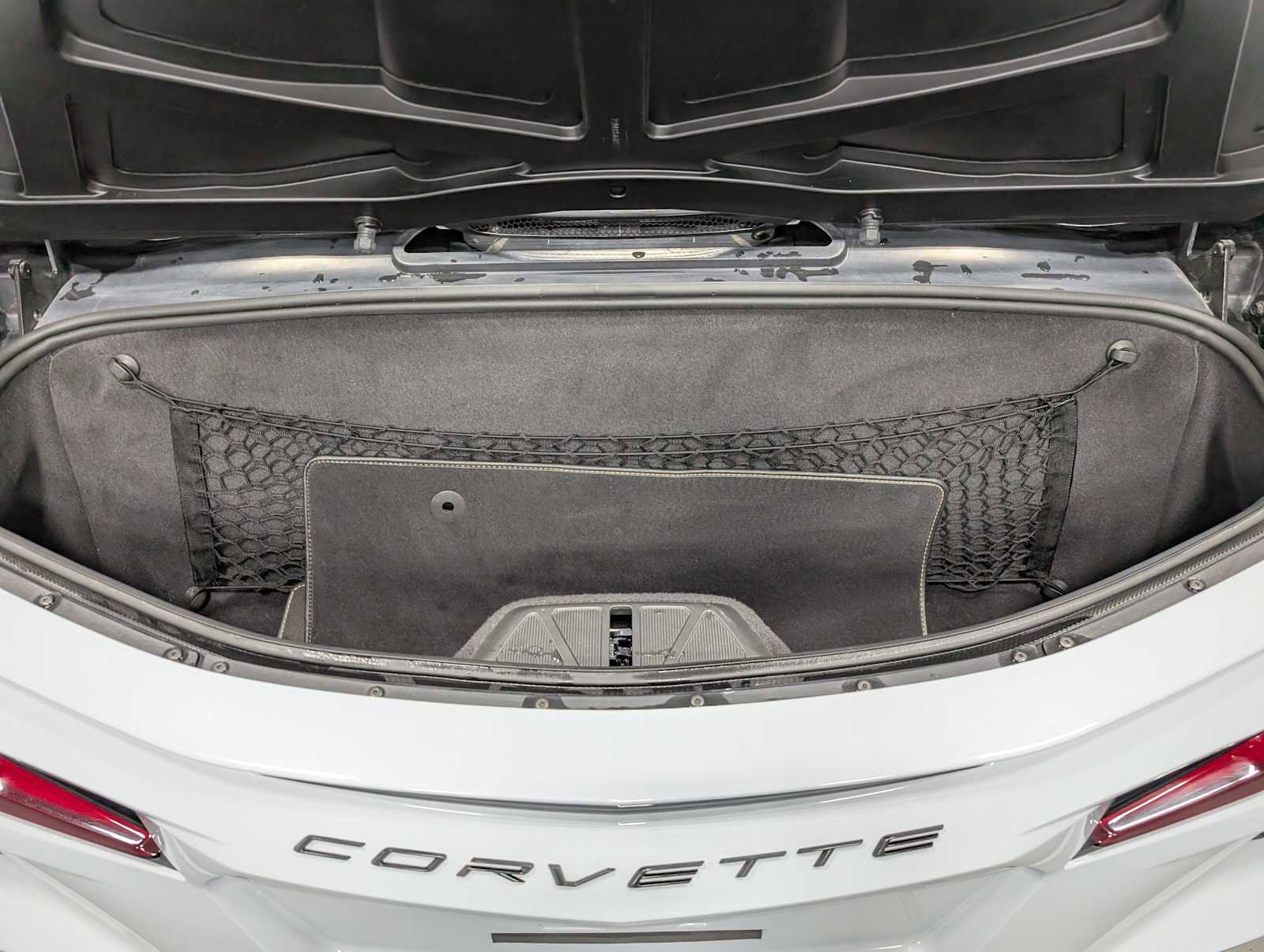 Used 2022 Chevrolet Corvette Stingray Premium Conv w/ Battery Protection Package image 39