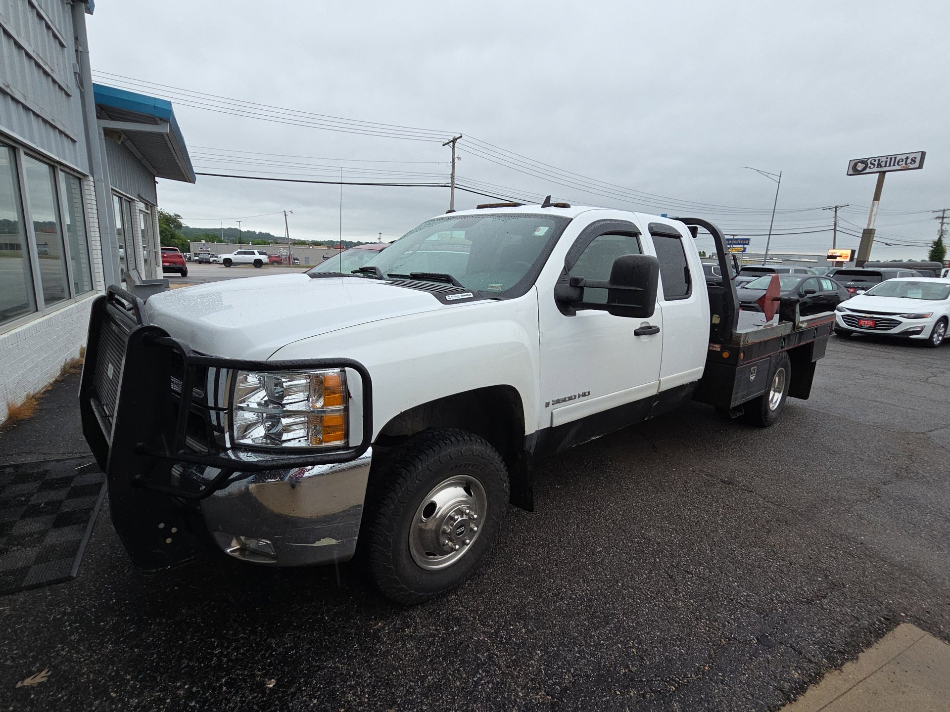 Used 2007 Chevrolet Silverado 3500 LT AWD/4WD image 3