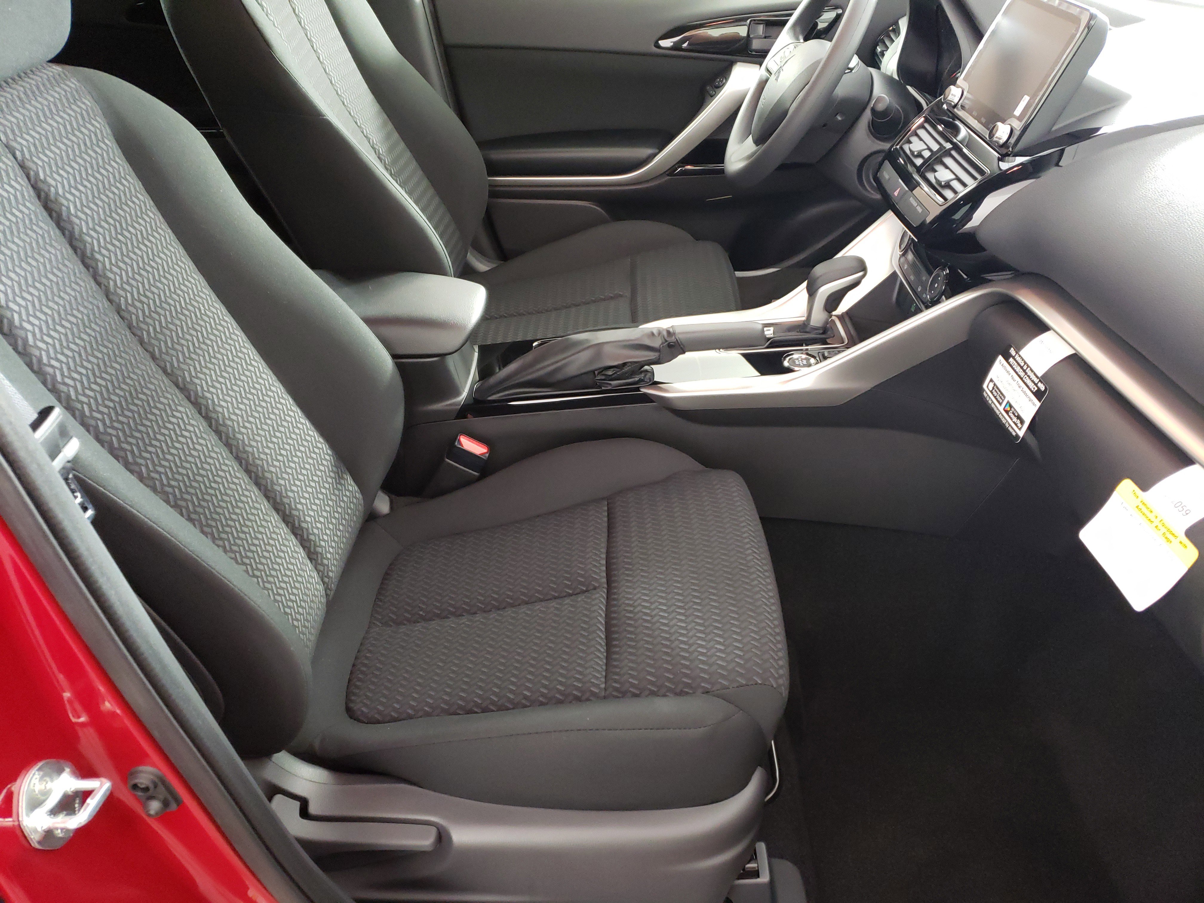 New 2025 Mitsubishi Eclipse Cross LE image 12