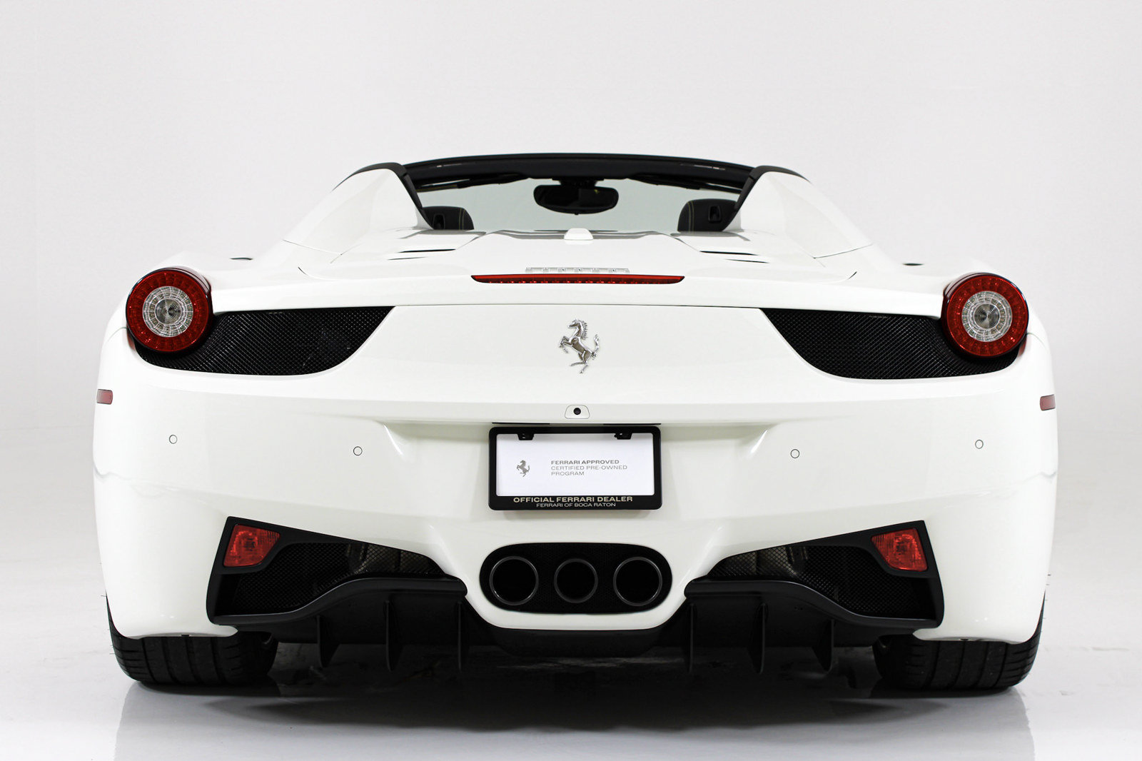 Used 2015 Ferrari 458 Spider RWD image 8