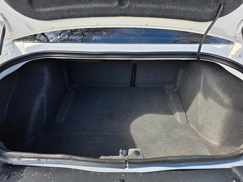 Used 2021 Dodge Challenger SXT w/ Driver Convenience Group image 25