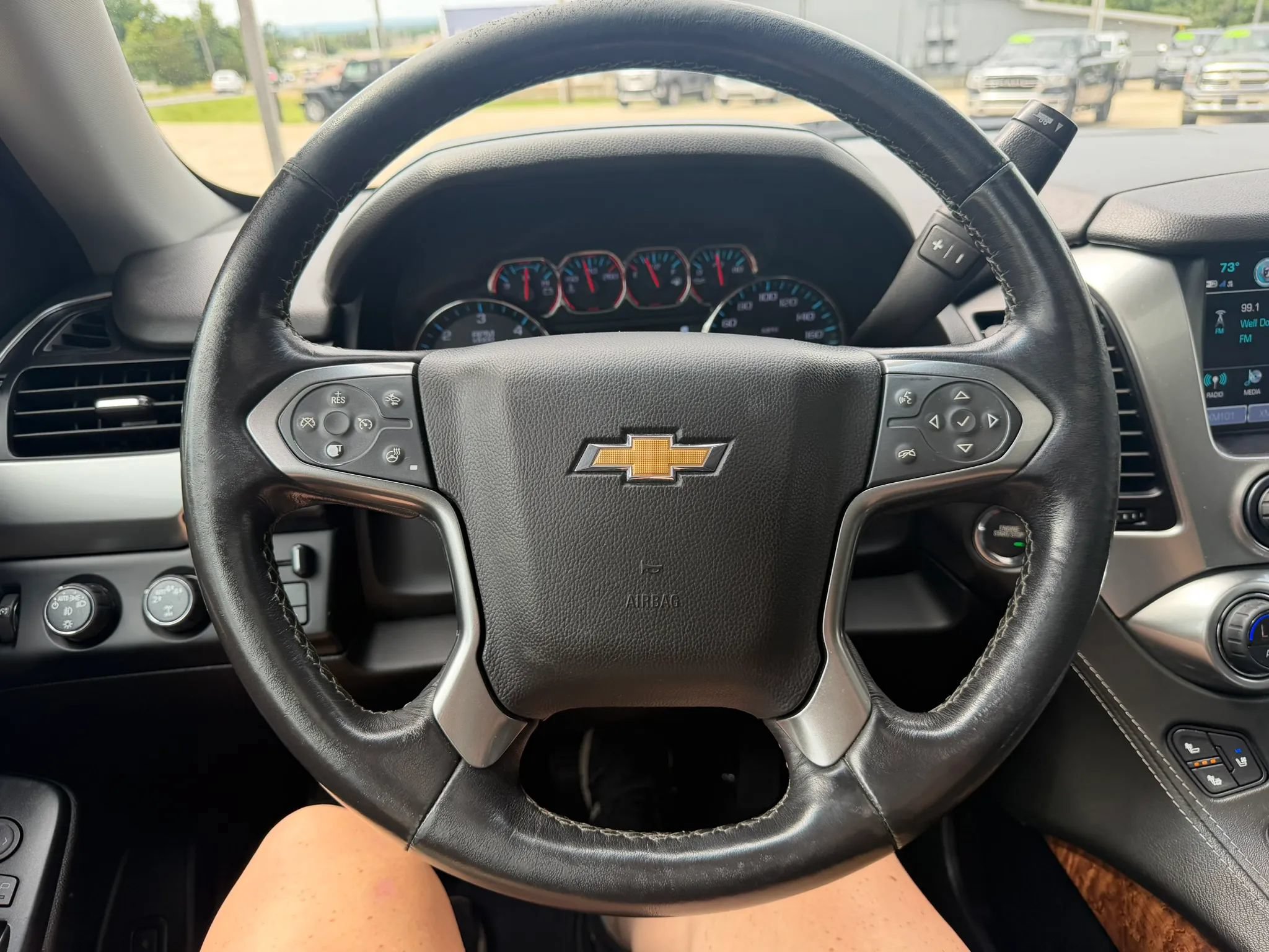 Used 2020 Chevrolet Tahoe Premier AWD/4WD image 18