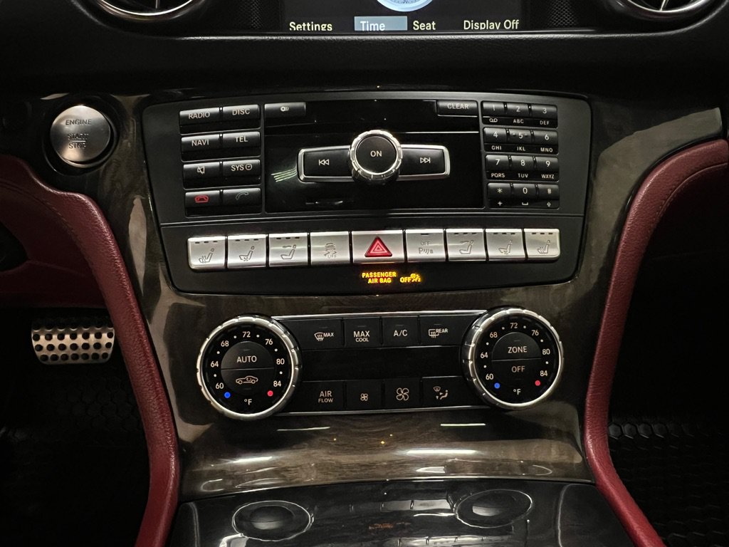 Used 2013 Mercedes-Benz SL 550 w/ Premium Pkg image 43