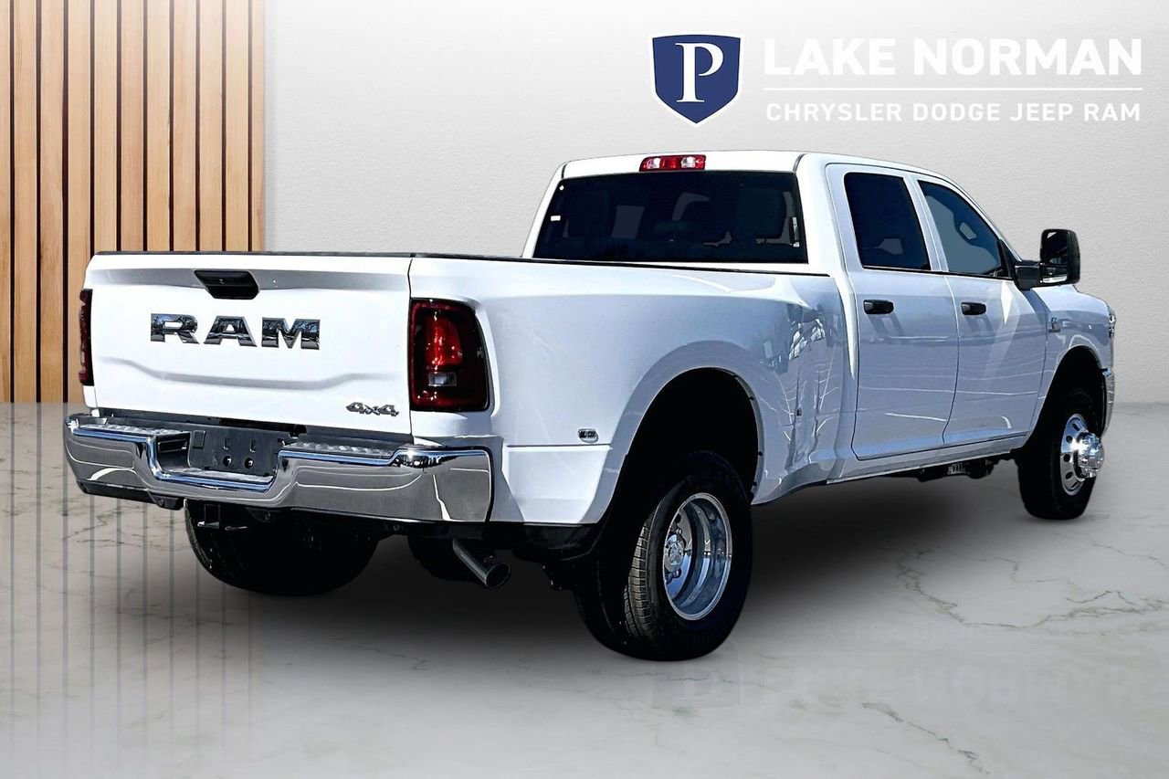 New 2026 RAM 3500 Tradesman w/ Chrome Appearance Group image 9