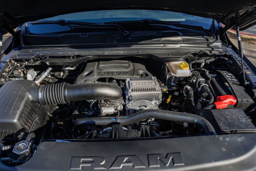 New 2026 RAM 1500 4x4 Crew Cab image 22