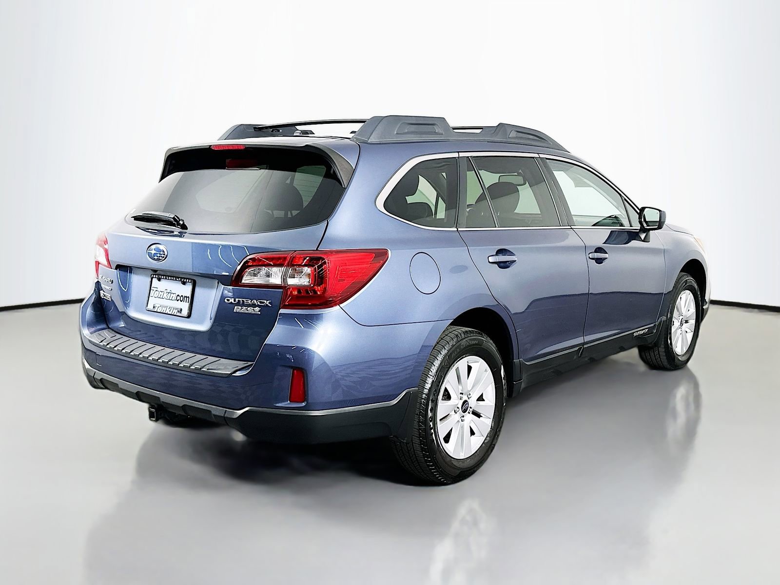 Used 2015 Subaru Outback 2.5i Premium AWD/4WD image 7