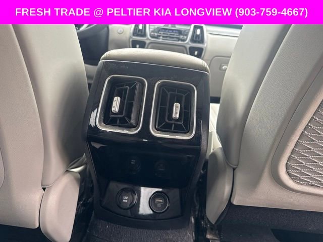 Used 2023 Kia Sorento SX AWD/4WD image 11
