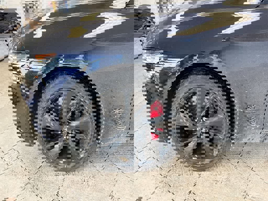 Used 2023 Genesis G70 3.3T w/ Sport Prestige Package image 12