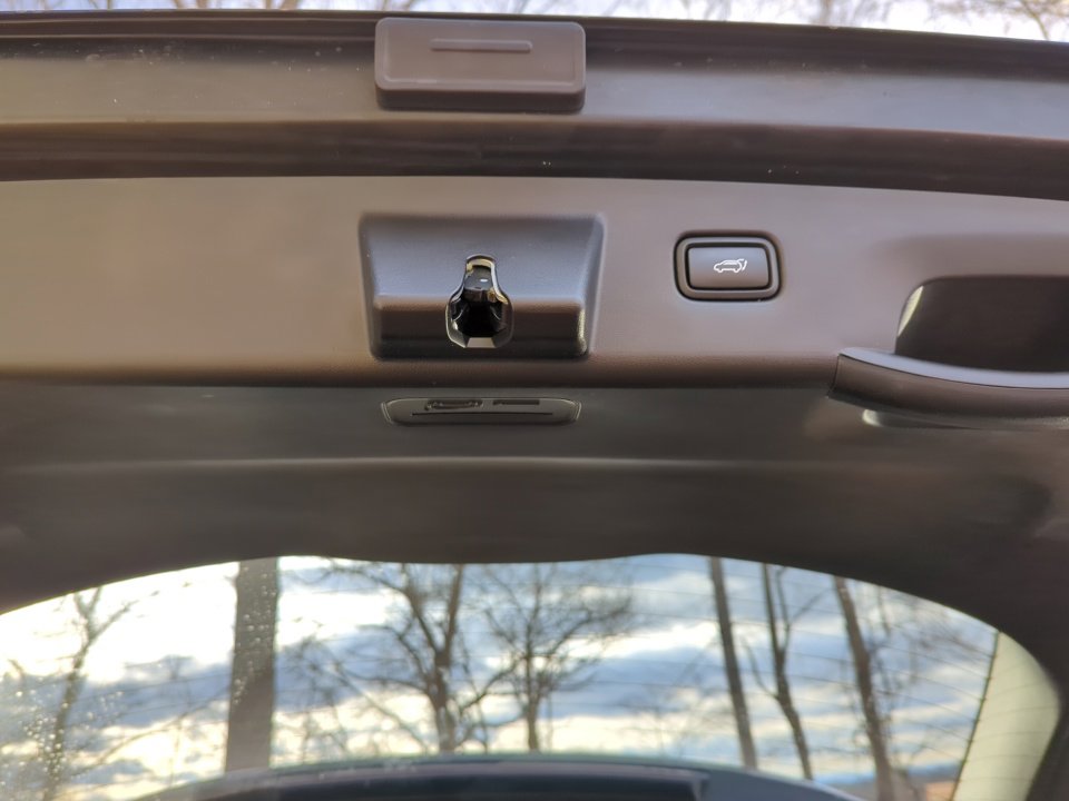 Used 2022 Hyundai Tucson Limited w/ Cargo Package image 18