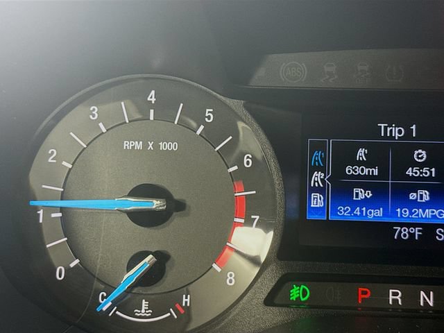 Used 2013 Ford Fusion SE FWD image 14