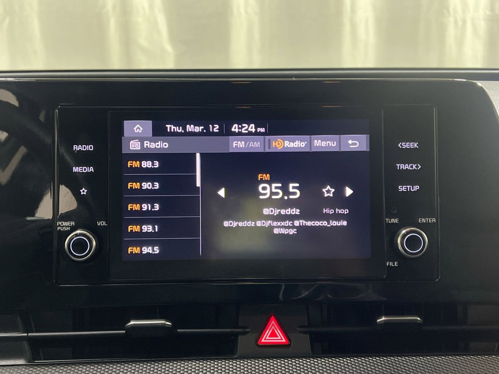 Used 2023 Kia Sportage LX image 18