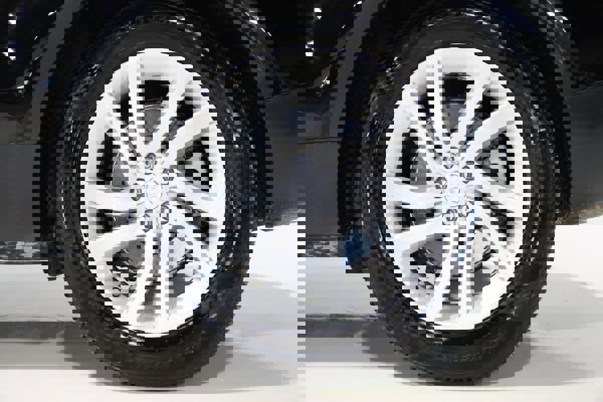 Used 2018 Land Rover Discovery HSE image 72