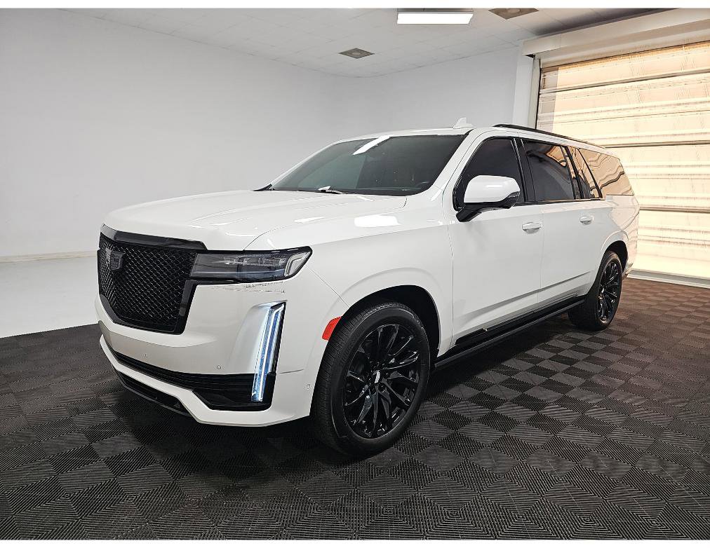 Used 2024 Cadillac Escalade ESV Sport w/ Touring Package AWD/4WD image 3