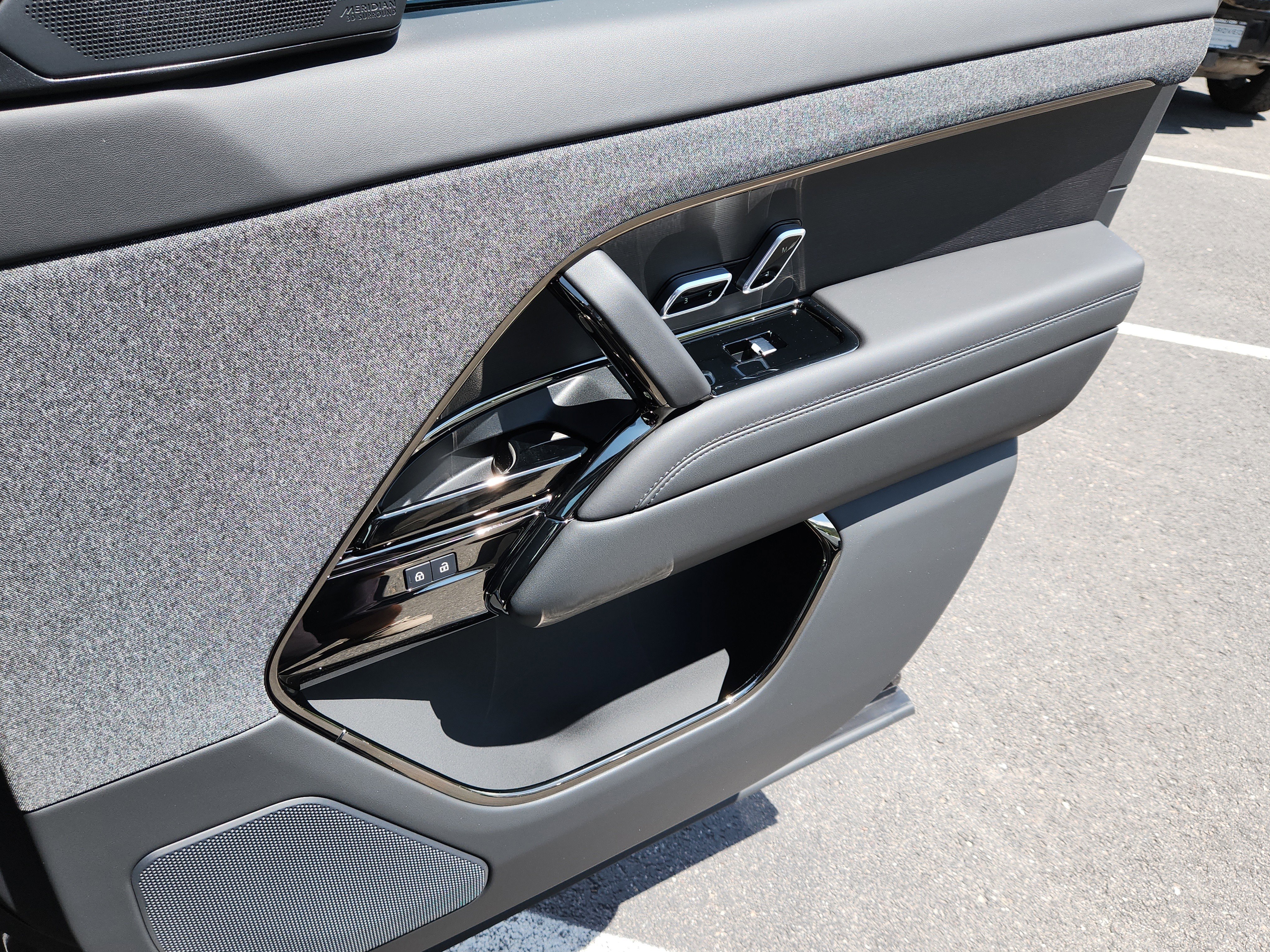 New 2025 Land Rover Range Rover Sport Dynamic SE image 20