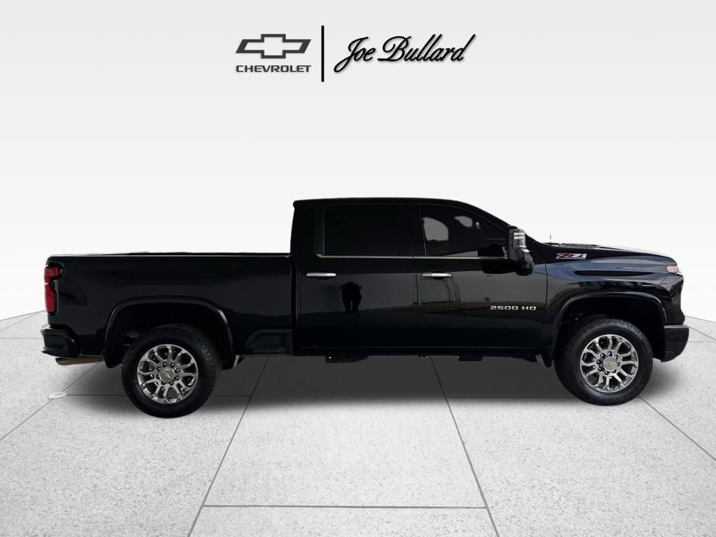 Used 2024 Chevrolet Silverado 2500 LTZ w/ LTZ Convenience Package image 7