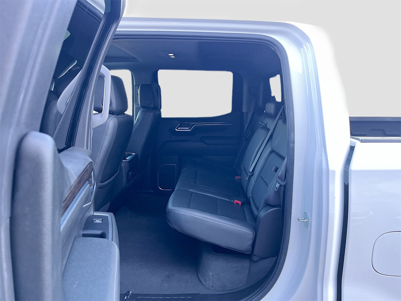 Used 2023 Chevrolet Silverado 1500 LT Trail Boss w/ Convenience Package II image 25