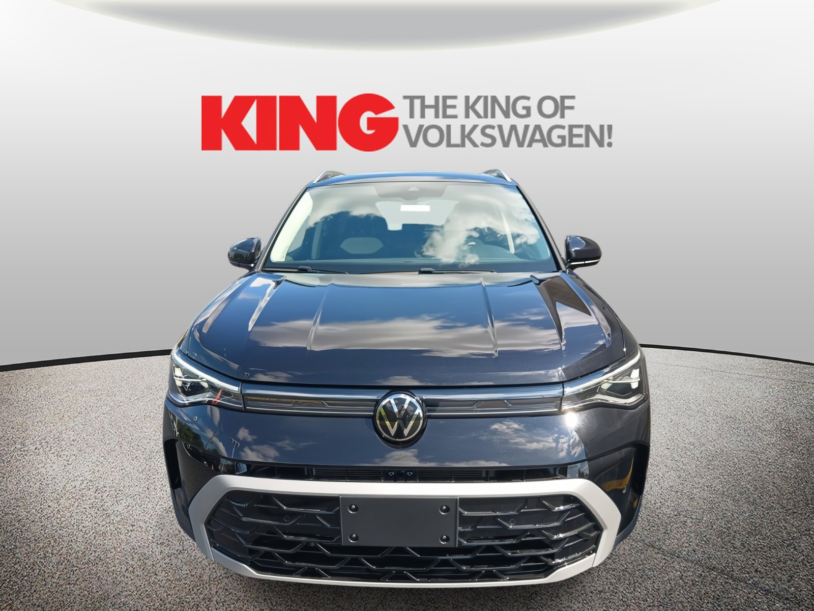 New 2025 Volkswagen Taos SEL image 2