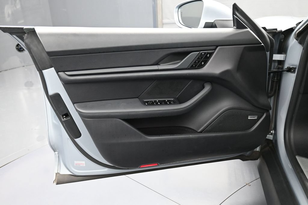 Certified 2021 Porsche Taycan 4S AWD/4WD image 15
