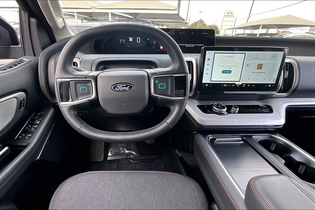 Used 2025 Ford Expedition Max Active AWD/4WD image 7