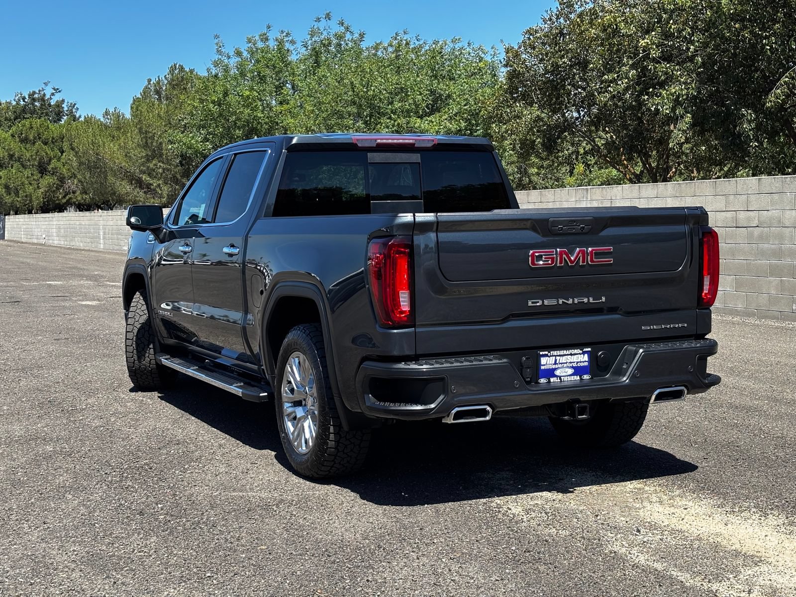 Used 2021 GMC Sierra 1500 Denali w/ Driver Alert Package II AWD/4WD image 5