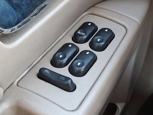 Used 2000 Mercury Sable LS Premium image 27