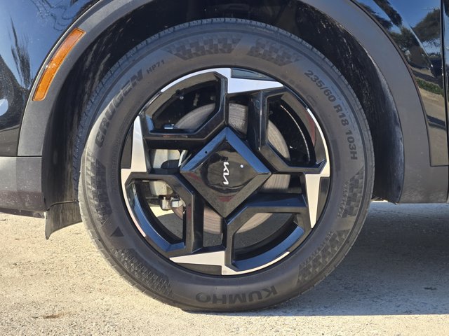 Certified 2026 Kia Sportage EX FWD image 13