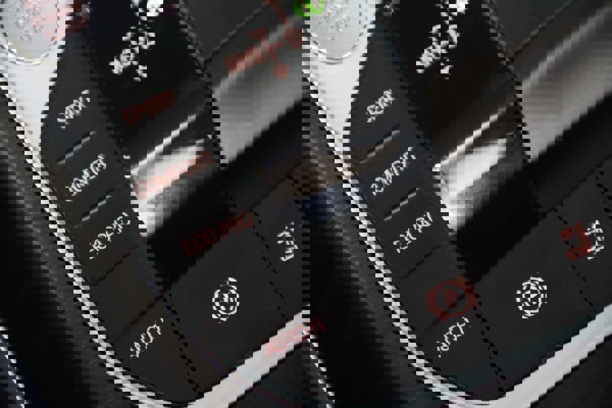 Used 2021 BMW 430i Convertible w/ Premium Package image 48