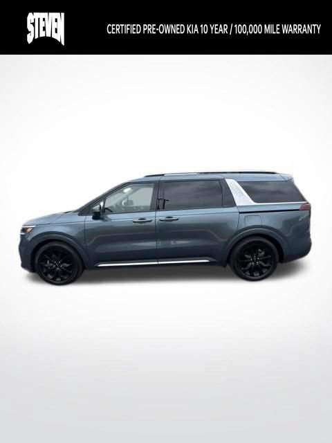 Certified 2023 Kia Carnival SX FWD image 3