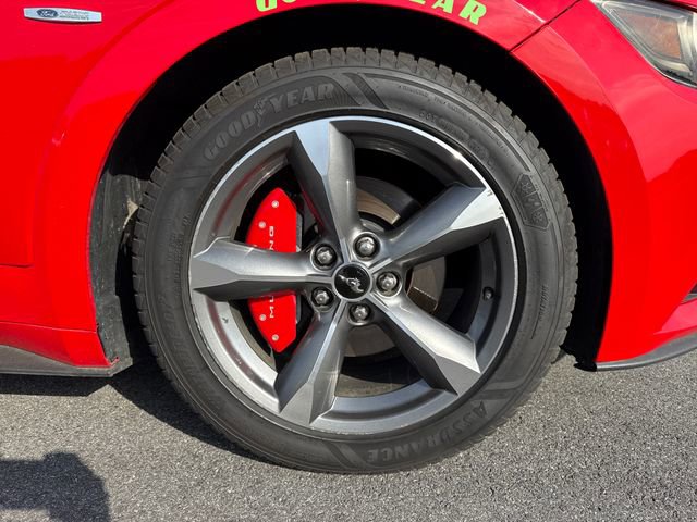 Used 2016 Ford Mustang Coupe RWD image 7