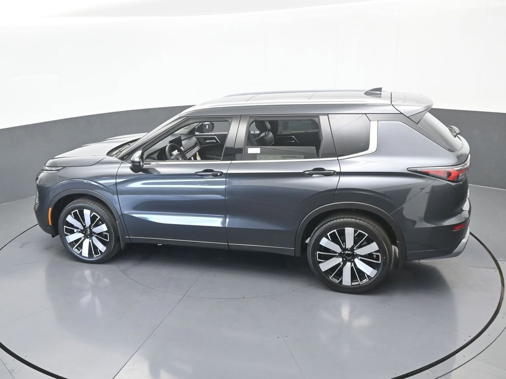 New 2026 Mitsubishi Outlander SEL FWD image 48