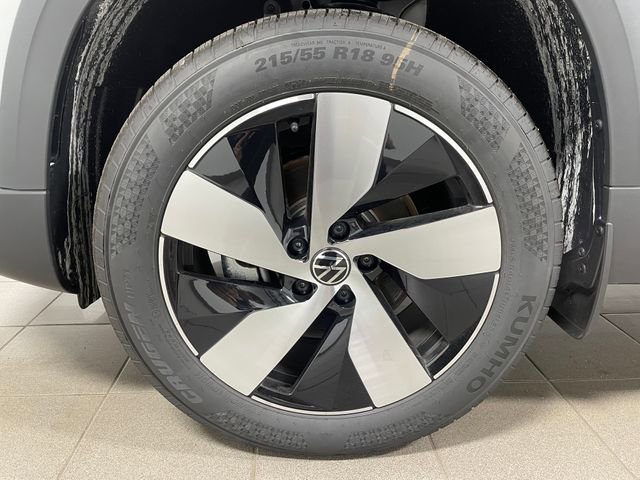 New 2025 Volkswagen Taos S image 8