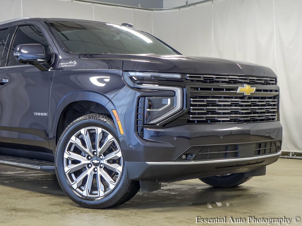 Used 2025 Chevrolet Tahoe High Country w/ Sun And Tow Package AWD/4WD image 3