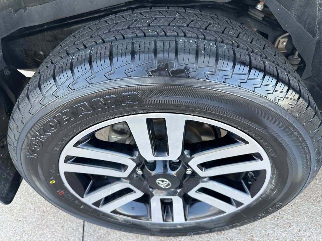 Used 2023 Toyota 4Runner Limited image 22