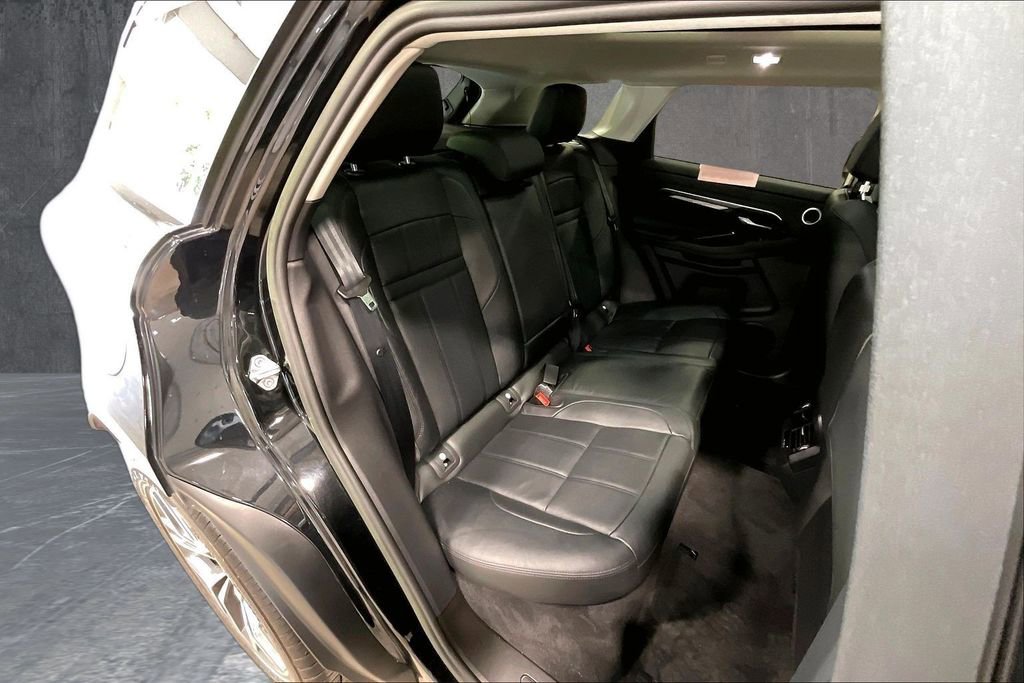 Used 2023 Land Rover Range Rover Evoque SE AWD/4WD image 25