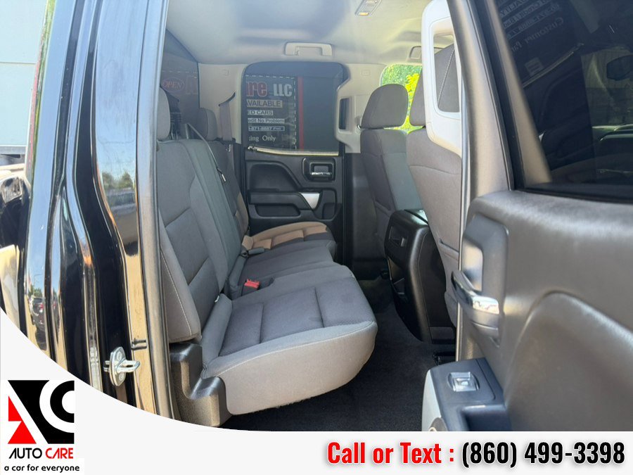 Used 2017 Chevrolet Silverado 1500 LT w/ Midnight Edition AWD/4WD image 9
