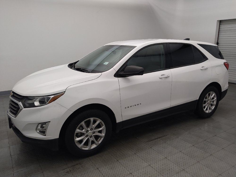 Used 2019 Chevrolet Equinox LS AWD/4WD image 2