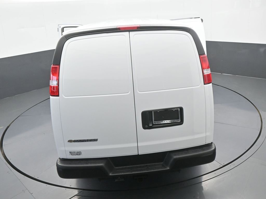 New 2026 Chevrolet Express 2500 Extended w/ Driver Convenience Package RWD image 65