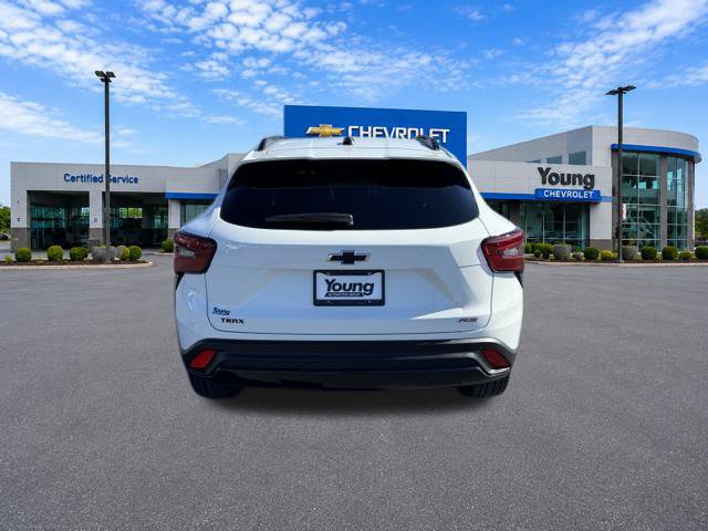 Used 2026 Chevrolet Trax RS w/ Driver Confidence Package FWD image 9