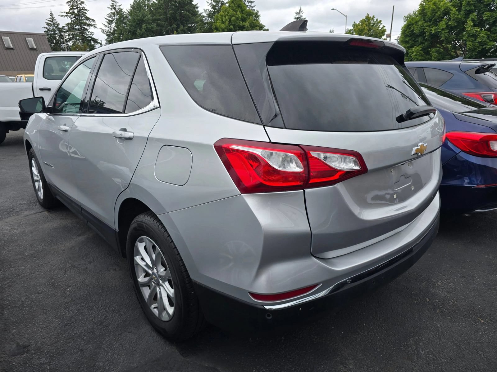Used 2019 Chevrolet Equinox LT AWD/4WD image 3