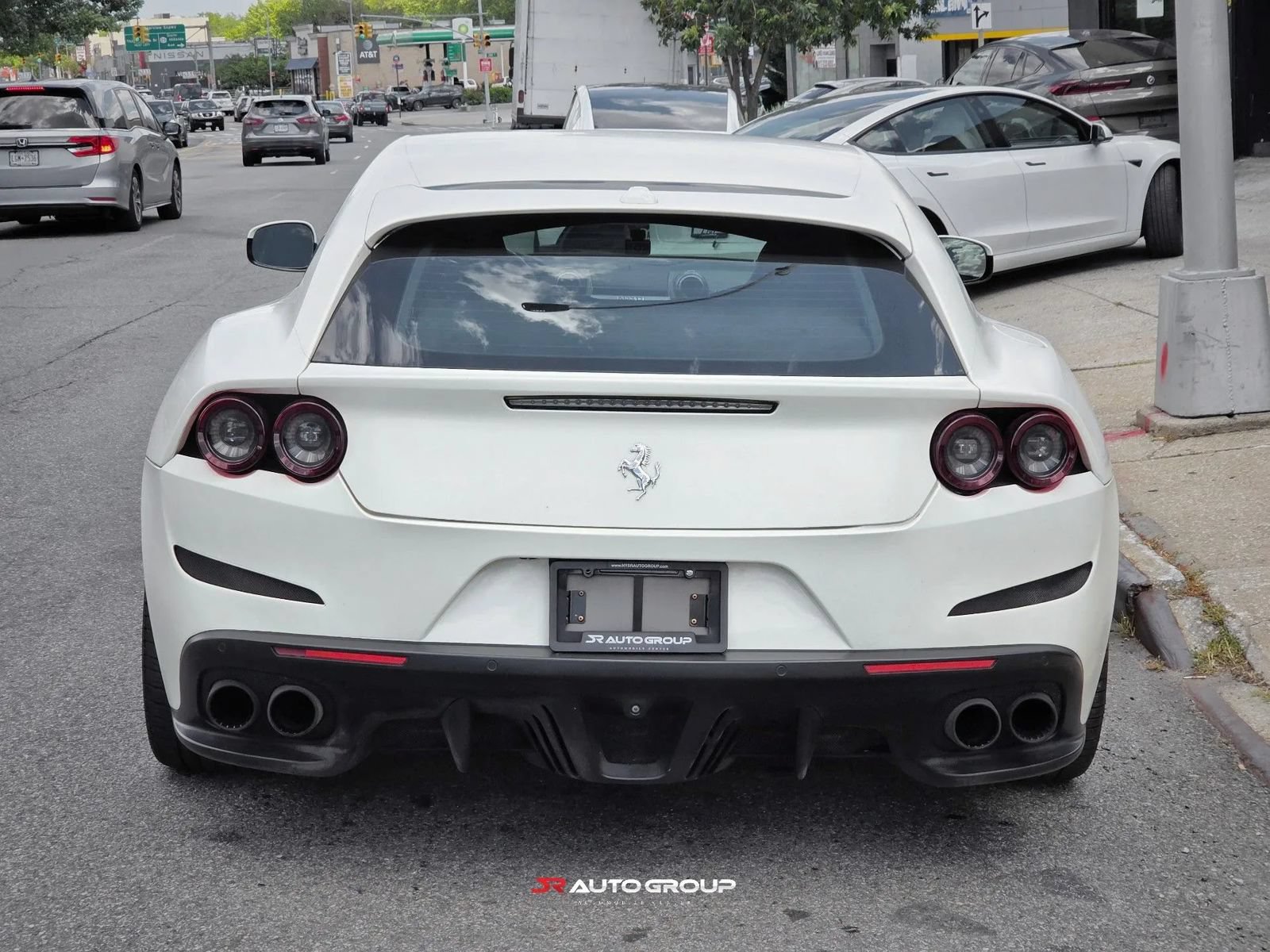 Used 2018 Ferrari GTC4Lusso T RWD image 7